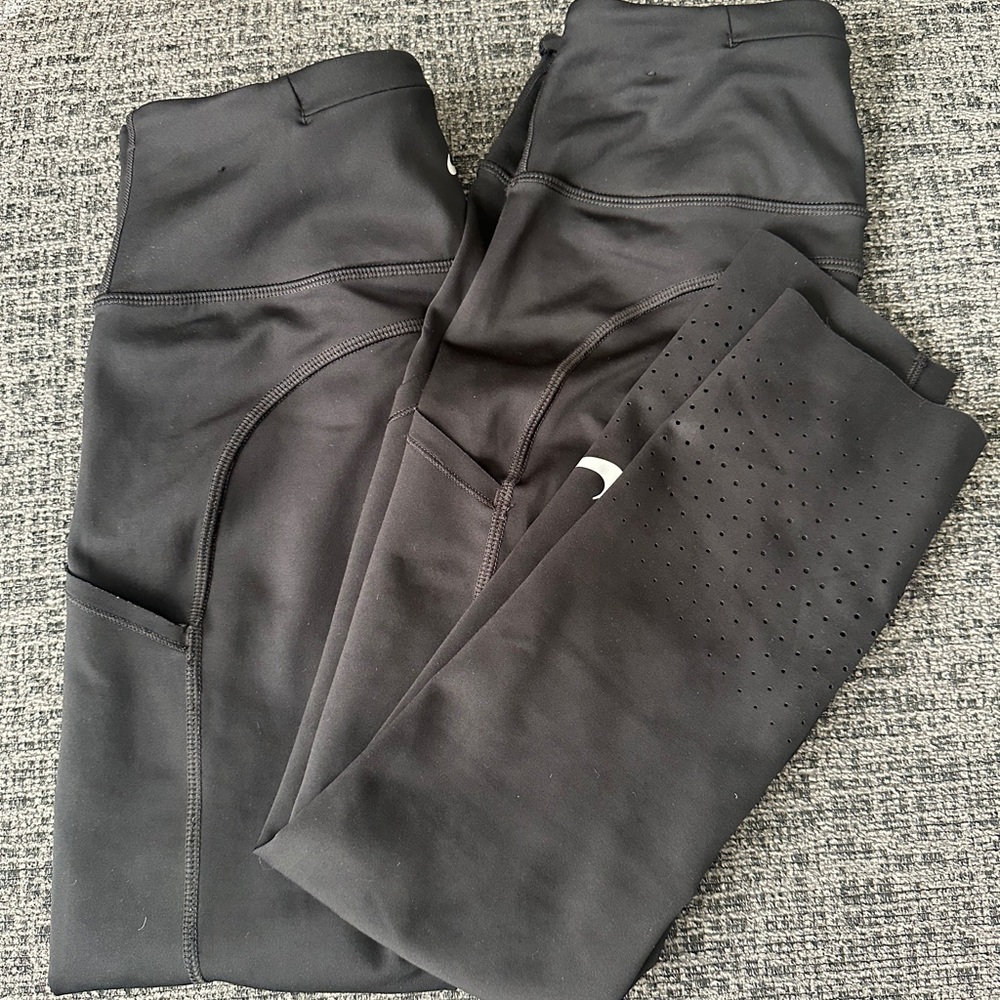 Nike 2 Dri-FIT Black Capri Leggings 2 pairs